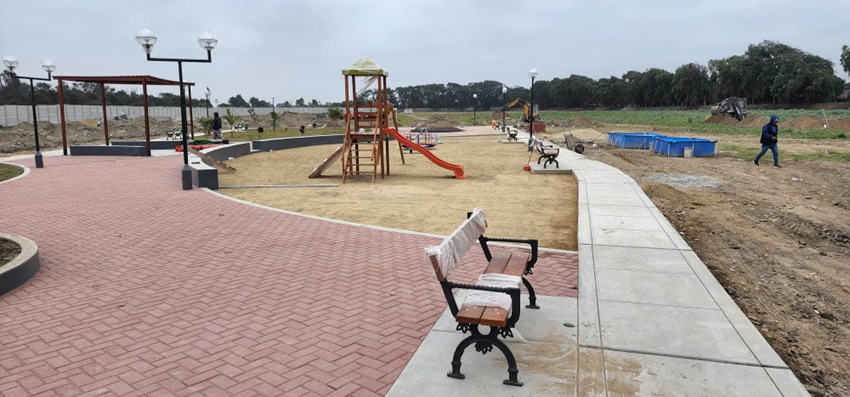 Construcción de parques – Asociación de Vivienda Residencial Santa Beatriz